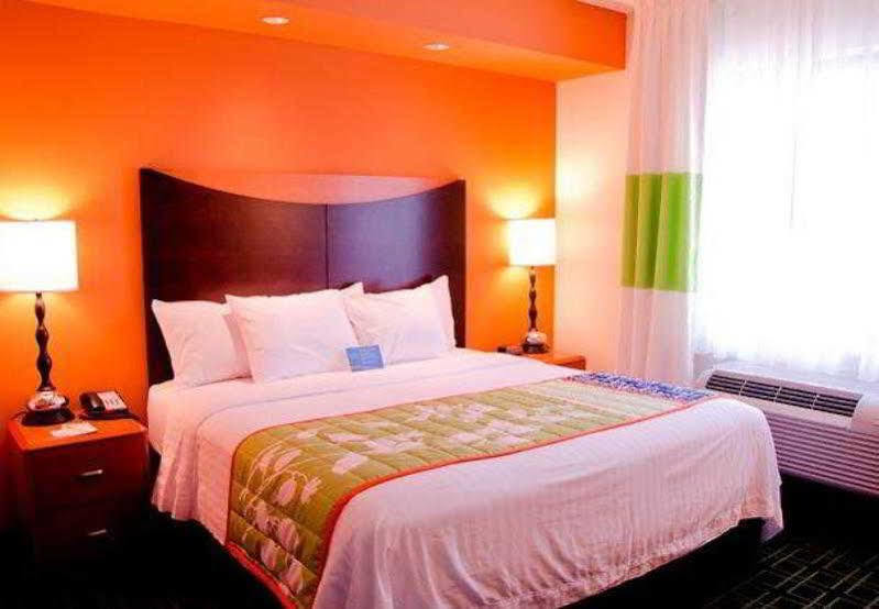 Fairfield Inn And Suites Holiday Tarpon Springs Экстерьер фото